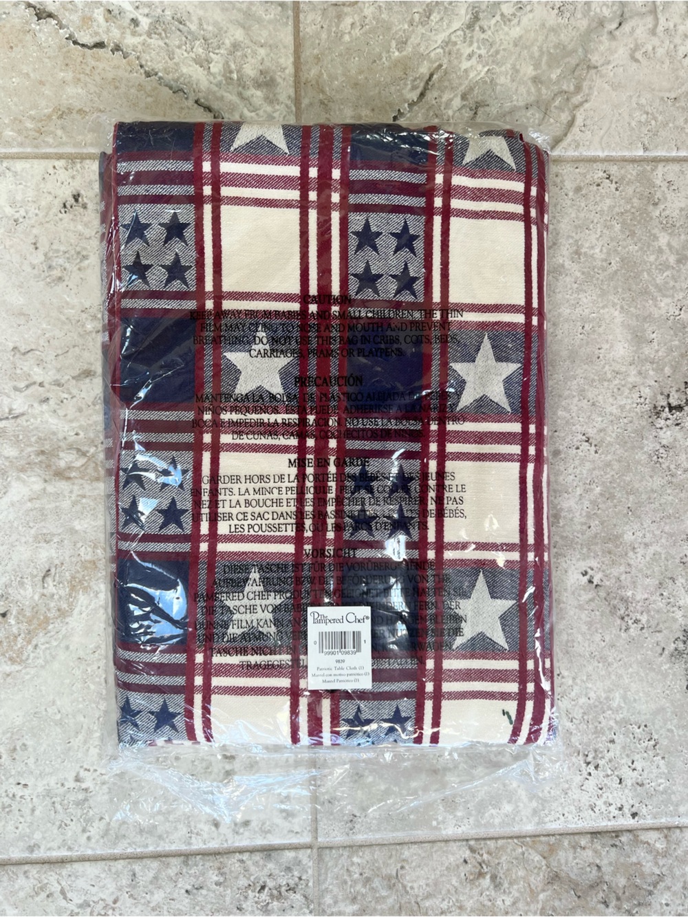Pampered Chef NWT Patriotic Stars Stripes Table Cloth Red White Blue 58x80 - Picture 2 of 5